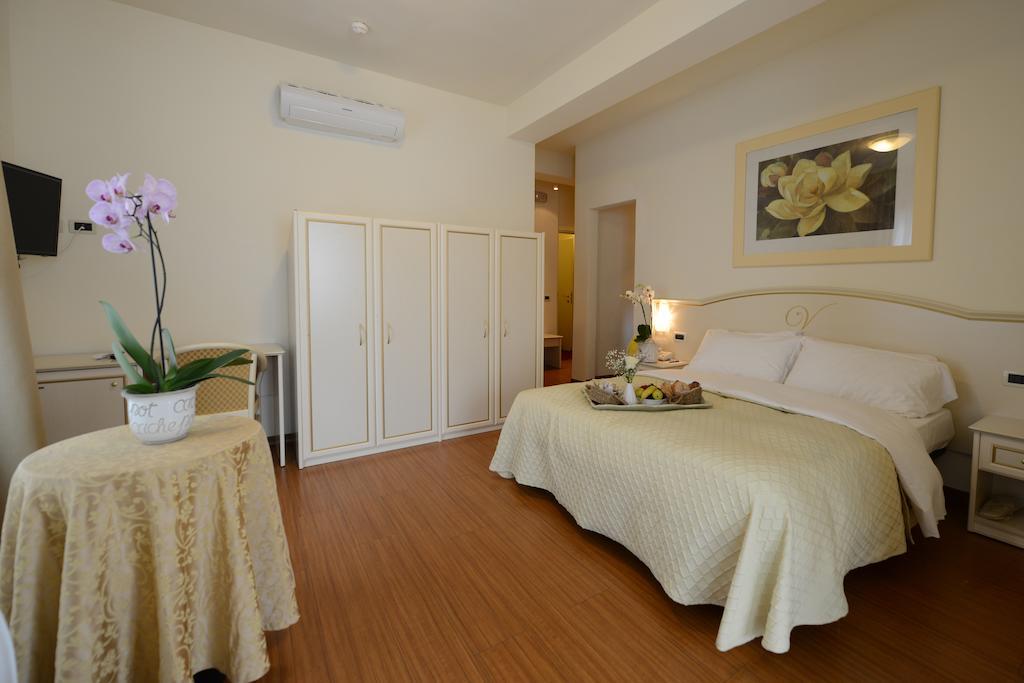 Hotel Viscardo Forte dei Marmi Extérieur photo